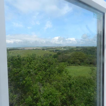 Cwtch Caravans Little Haven Esterno foto